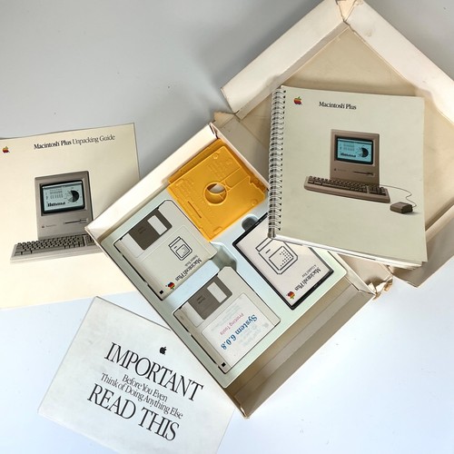 Apple macintosh plus - plus, set